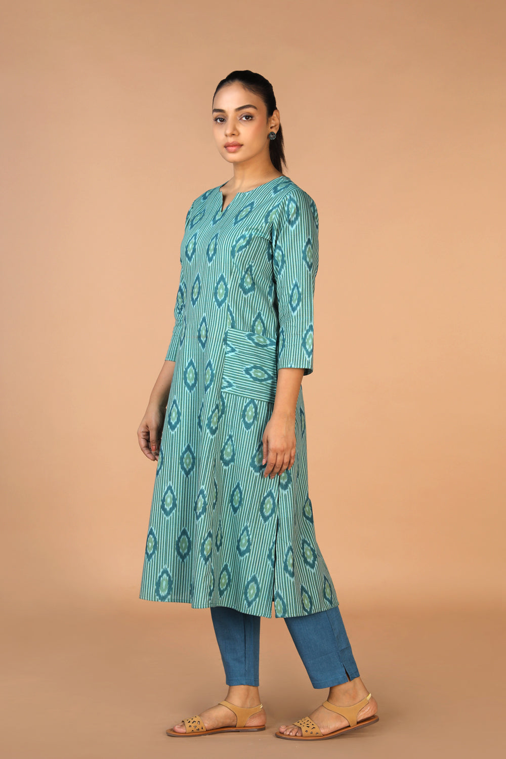 Handwoven Cotton Pochampally Ikat Kurti