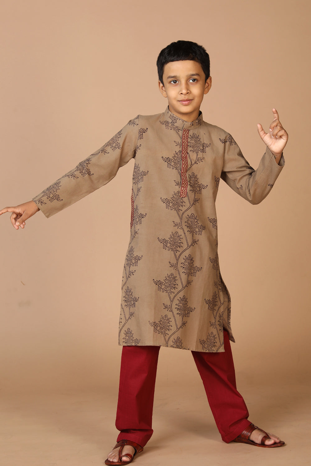 Bagh blockprinted cotton kurta and pyjama set