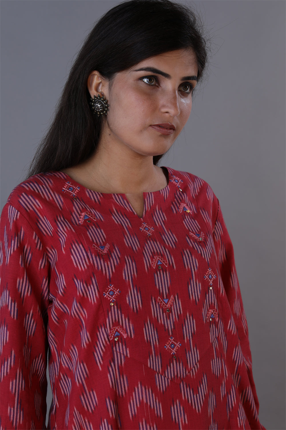 Vintage mauve embroidered cotton Ikat kurti